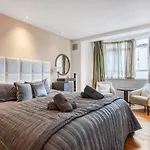 Modern 2 Bedrooms 2Bathrooms Behind Nobu Hotel