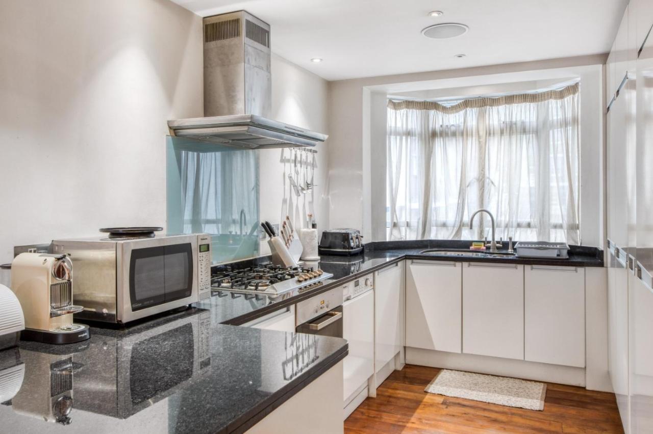 Modern 2 Bedrooms 2bathrooms Behind Nobu London